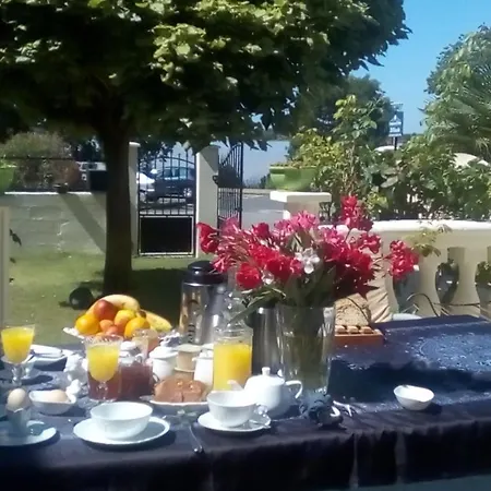 Bed & Breakfast A L'escale *